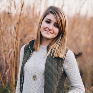 Meet your Posher, Brooke